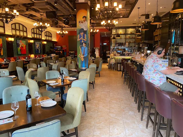 A Tavola - Tung Chung - Italian, Mexican & Mediterranean Cuisine