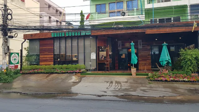 GreenHouse Coffee roasters & cafe'