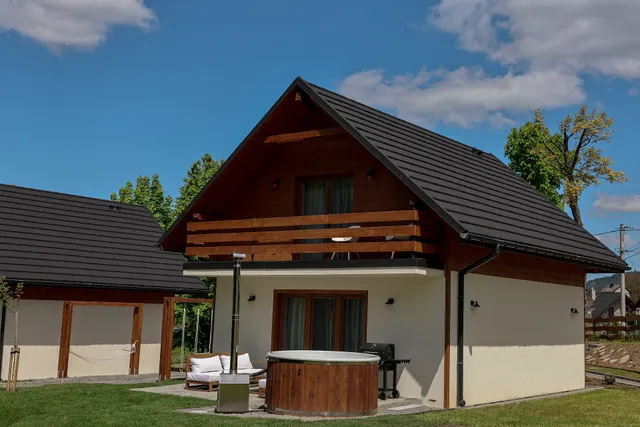 Leśne Chatki Koniaków - domki w górach z balią