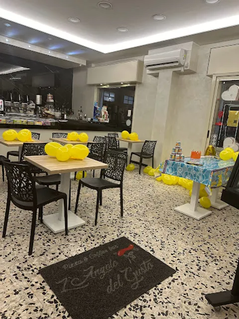 L' Angolo del Gusto-pizza&coffee bar