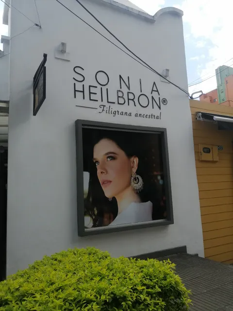 ALOJA Apartamentos Amoblados