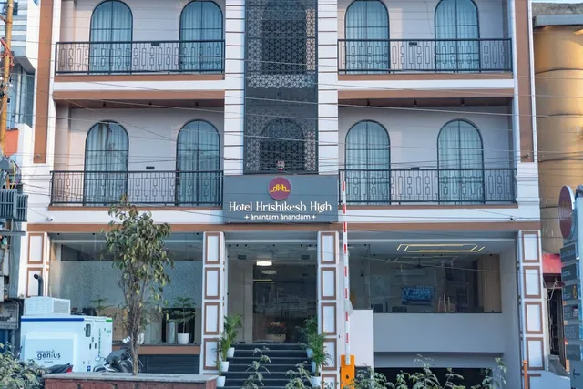 HOTEL HRISHIKESH HIGH