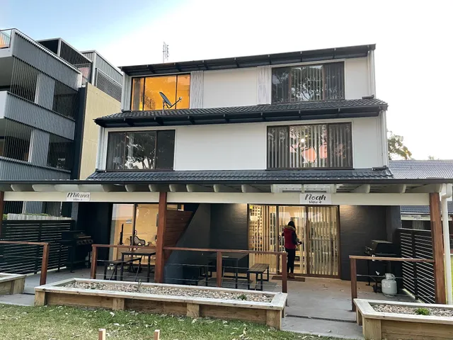 Husky 56 Deluxe Beachfront Villas