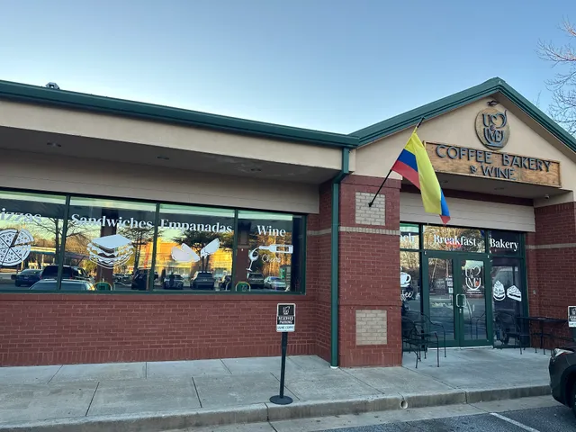 U&ME coffee bakery and wine