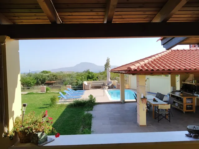 LA SIESTA. Chilling Sea Retreat MARATHI