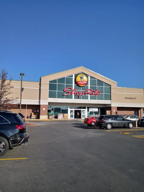 Putnam Bridge Plaza Shopping Center