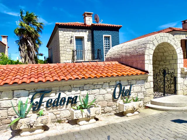 Fedora Alaçatı Otel
