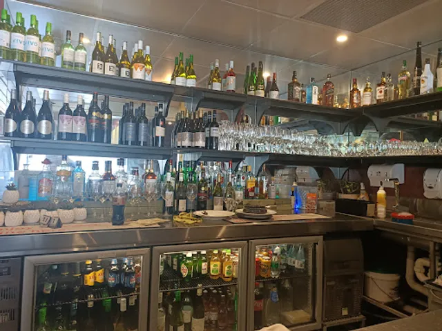 Gurus masters of Indian cuisine