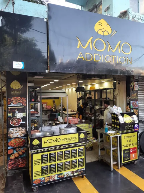 Momo addictive, Vikaspuri
