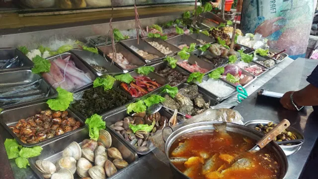 老王平價海產店