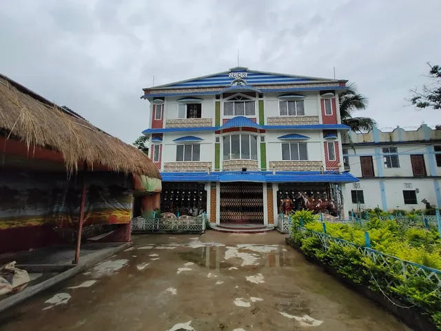 OYO 45639 Madhuban Guest House