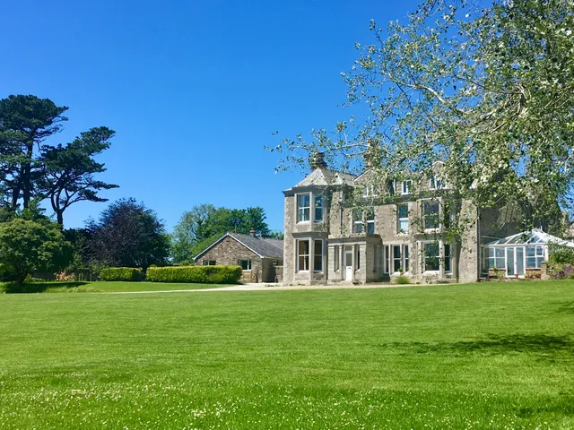 Tredethy House Holiday Cottages