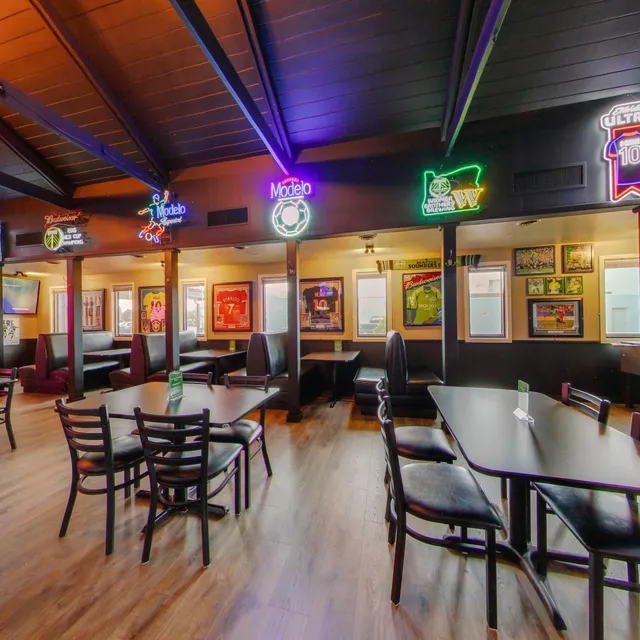 MexiYaki Sports Bar & Grill