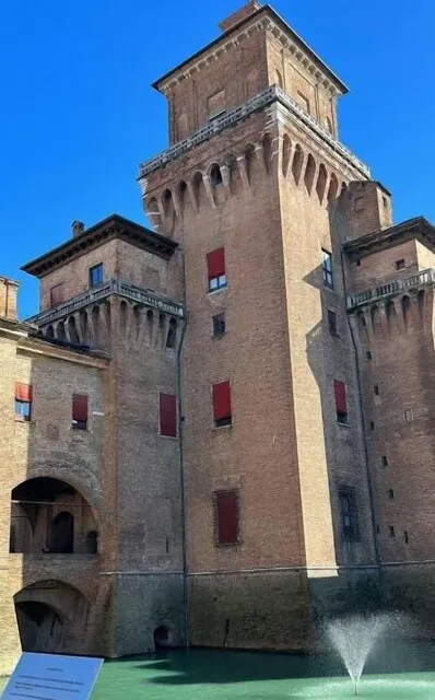 Al Castello Ferrara - Affittacamere