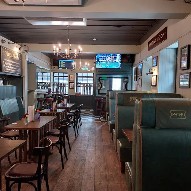 Pride of Paddington (Hotel)