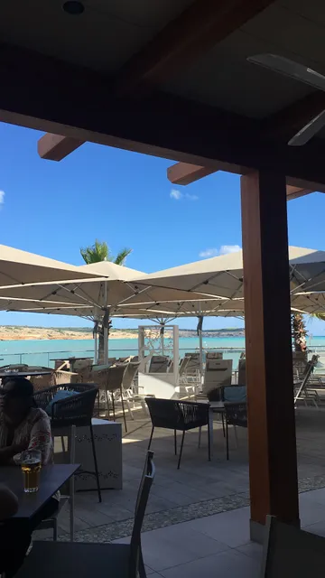 Blu Beach Club - Mediterranean Restaurant & Beach Club