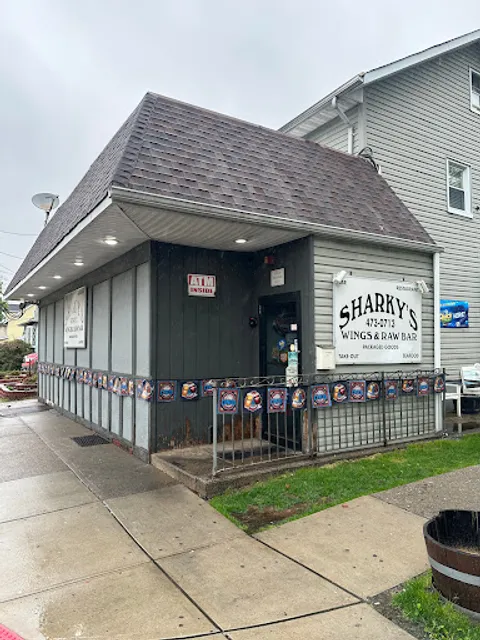 Sharky's Wings & Raw Bar