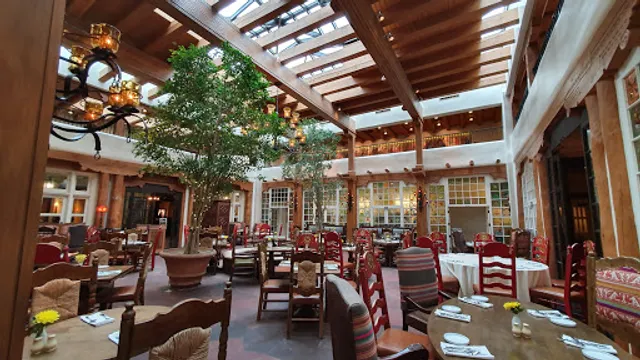 La Plazuela At La Fonda