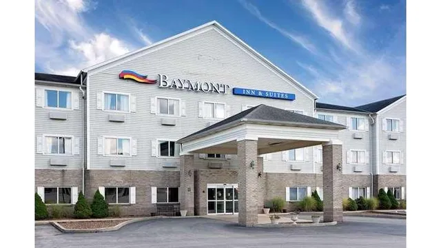 Baymont by Wyndham Lawrenceburg