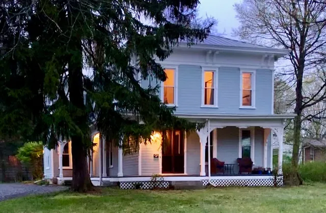 The Rogan House Bed & Breakfast