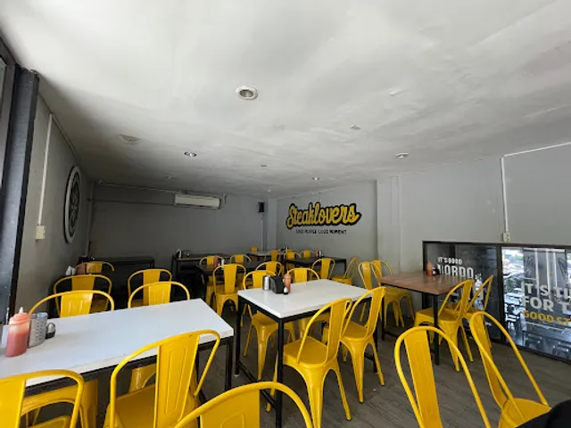 Waroeng Steak & Shake Margonda