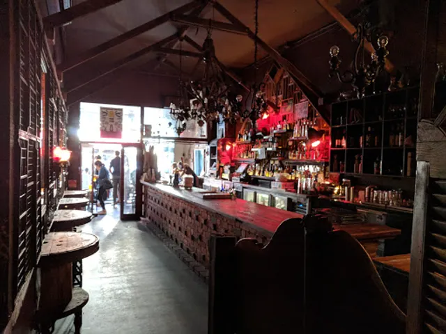 Hanoi Hannah Express Lane