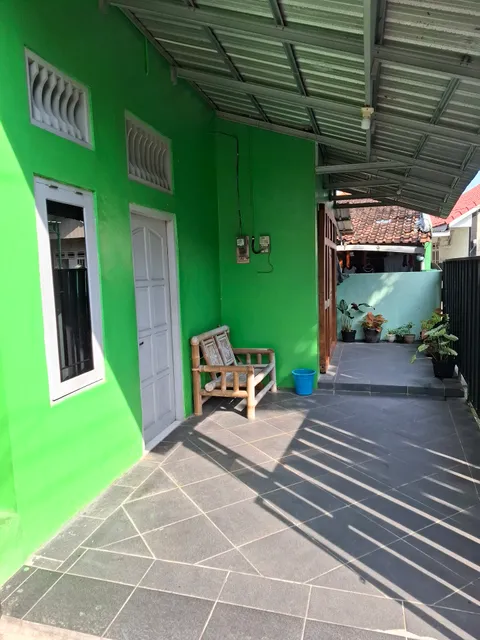 "Omah Joyo" Kost dan Homestay