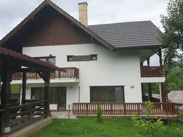 Pensiunea Agroturistică LA RUSU