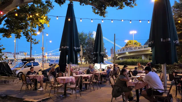 Elisabeth Bridge Hostel Buda