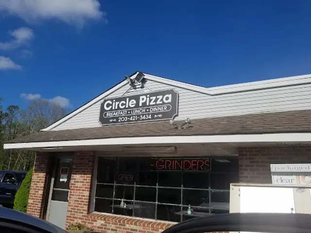 Circle Pizza