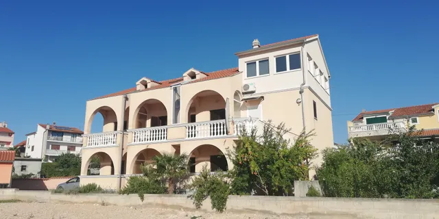 Apartments Mediterranean Sundance