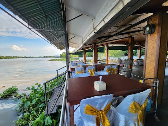 รวยเรือนแพ