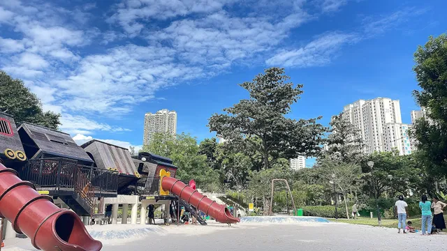 Tiong Bahru Park Playground