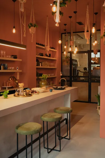 A La Gringa Café and Bistro