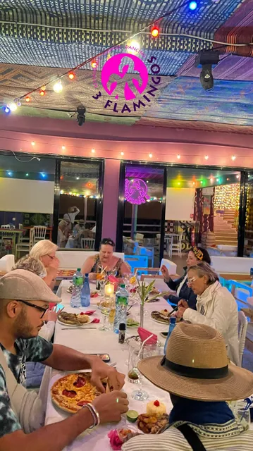 3 Flamingos Restaurant Lounge Dancing