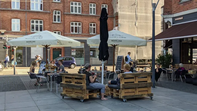 Nr. 15 - Køkken & Bar