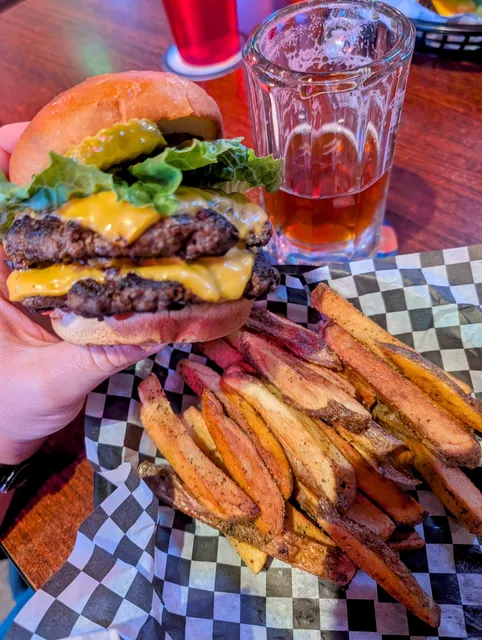 Kat Ballou's Bar and Grill