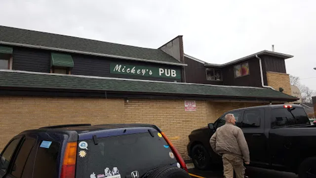 Mickey's Pub