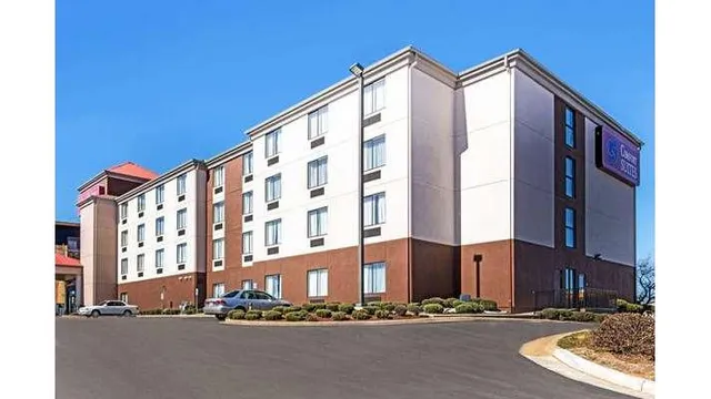 Comfort Suites Tuscaloosa near University