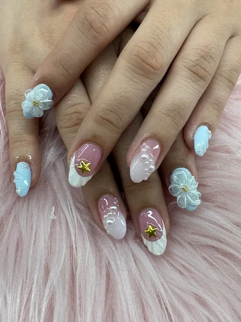 CASTOR NAIL SALON & SPA