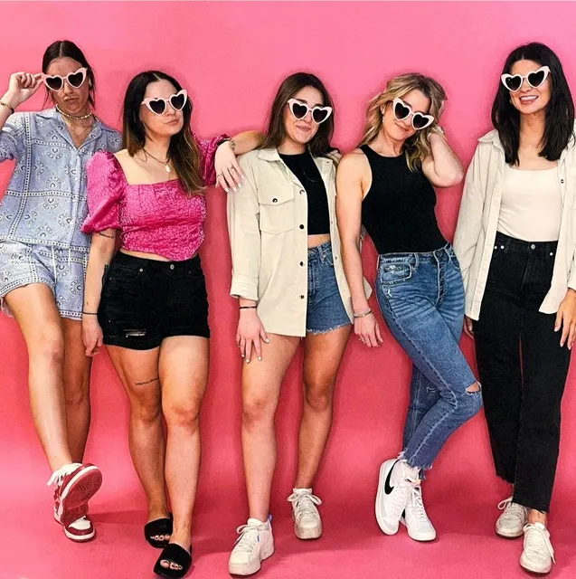 Scottsdale Selfie | A mobile photo backdrop rental provider