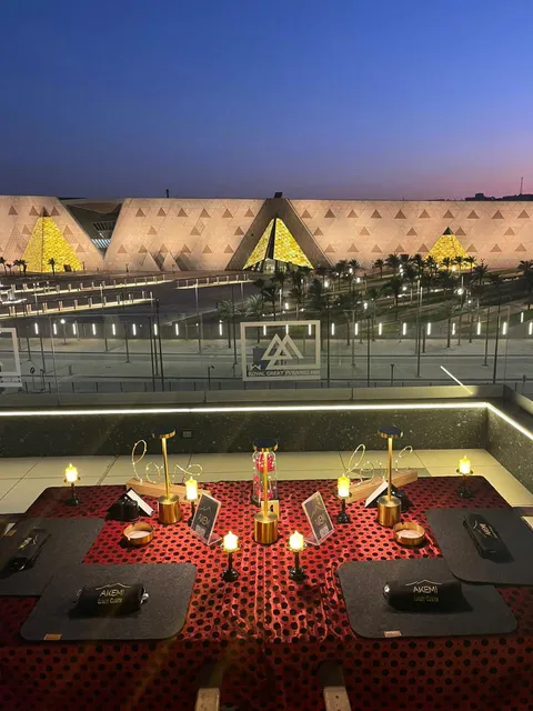 Royal Great Pyramid INN