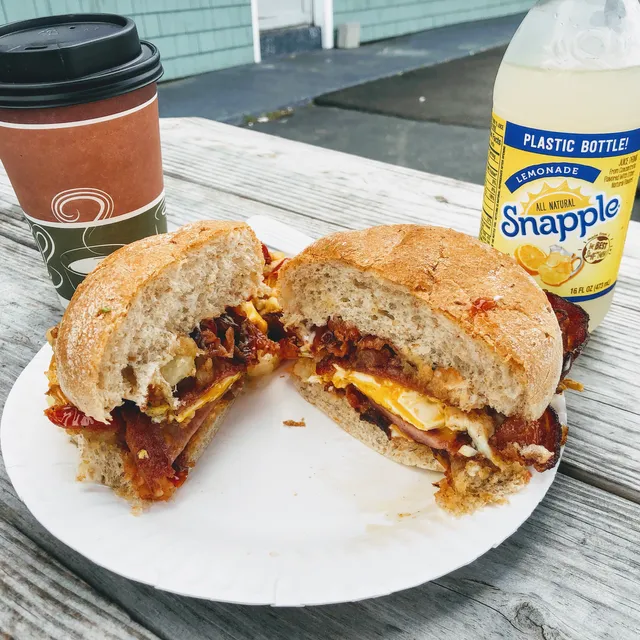 Dad's Deli Rhody/ Hook Line & Pizza