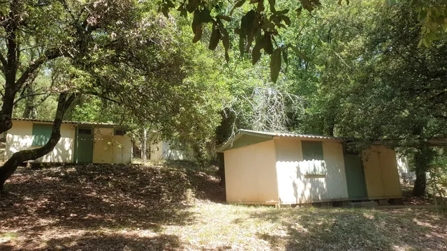 Camping Naturiste le chateau de Fereyrolles