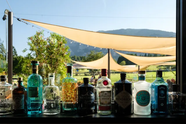 Black Ice Lounge Bar