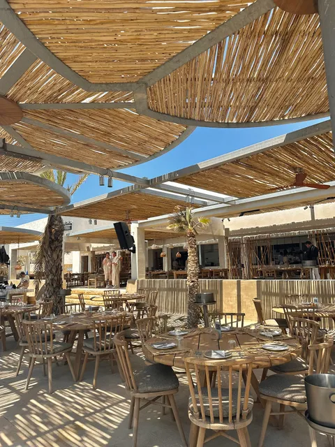 Crios Beach Bar & Restaurant Paros