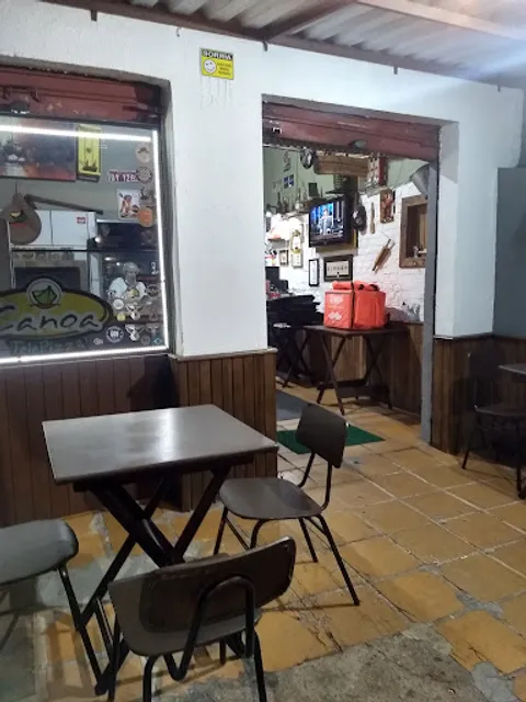 Canoa Pizzas Artesanais