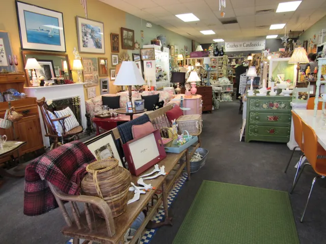 Couches To Candlesticks Inc