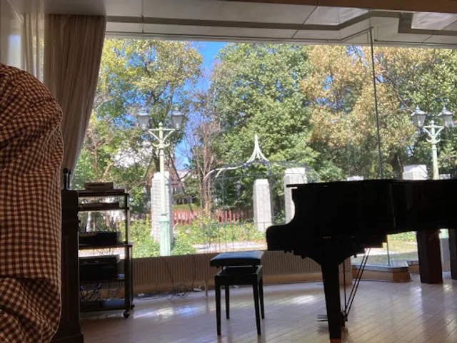 レストラン杏 岐阜県図書館店