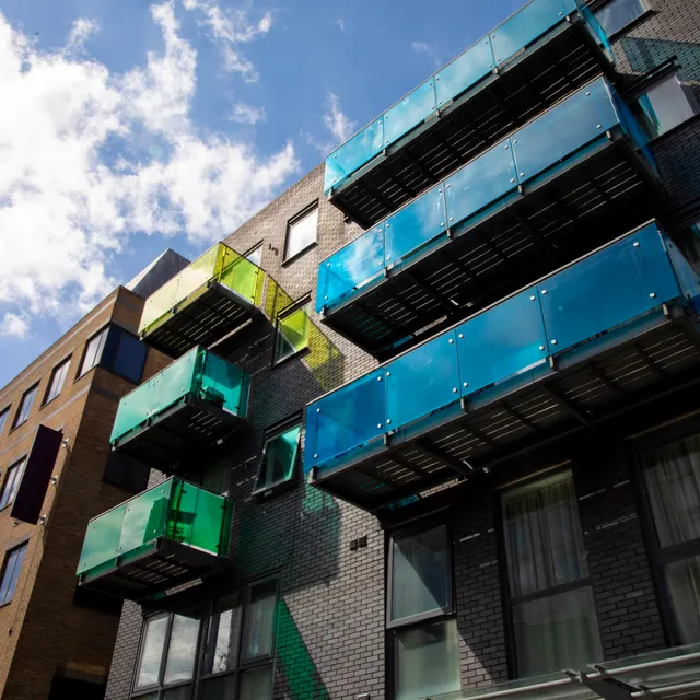 Bob W Tower Hill Residences